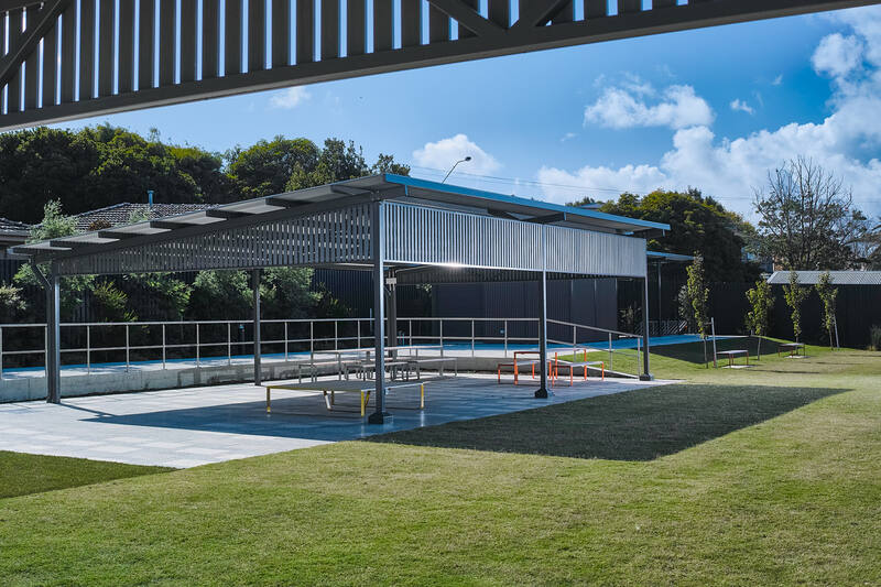 Mentone Grammar | School Toilet Building & Shelters